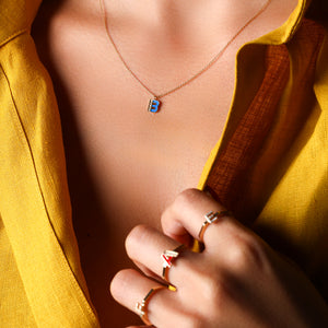 Mineli Altın ve Pırlanta Harf Kolye