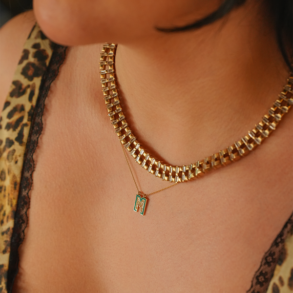 Mineli Altın ve Pırlanta Büyük Harf Kolye