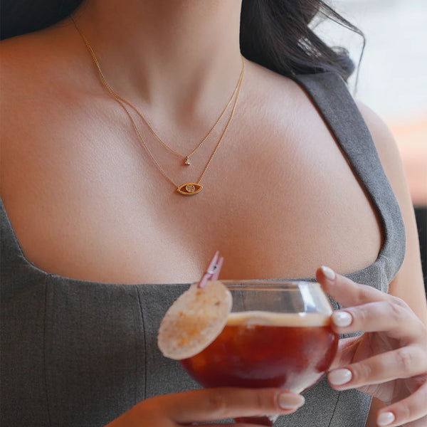 Üçgen Pırlanta Taşlı Kolye